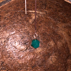 Boucle d'oreille Déméter - Agate verte - Croissance - 1 perle