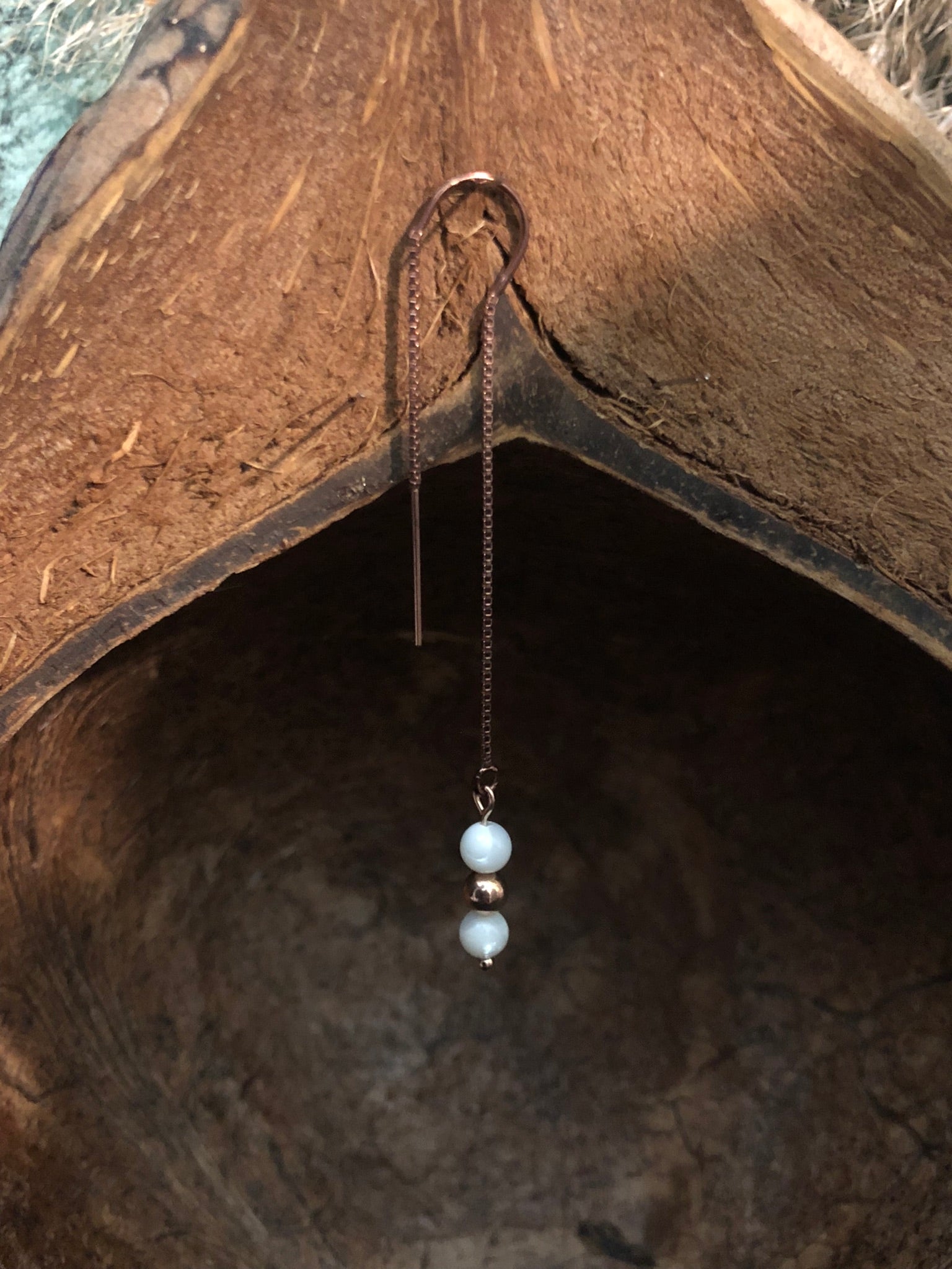 Boucle d'oreille Artémis - Nacre blanche - Intuition - 3 perles