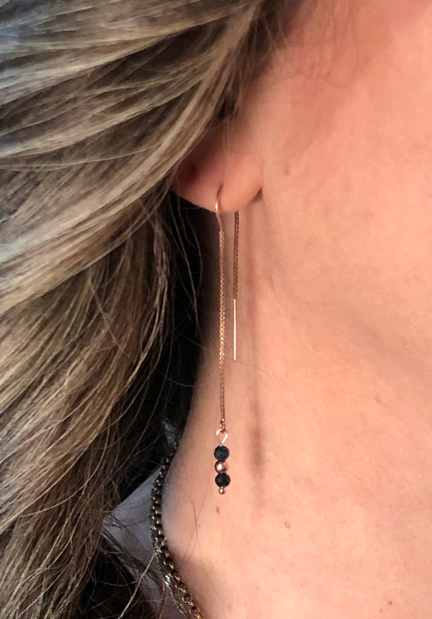 Boucle d'oreille Héra - Saphir - Loyauté - 3 perles